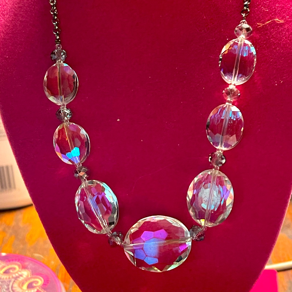 Schlotzsky’s Crystal Necklace And Matching Earrings